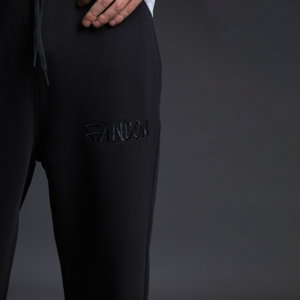 Light Straight Pants - Black