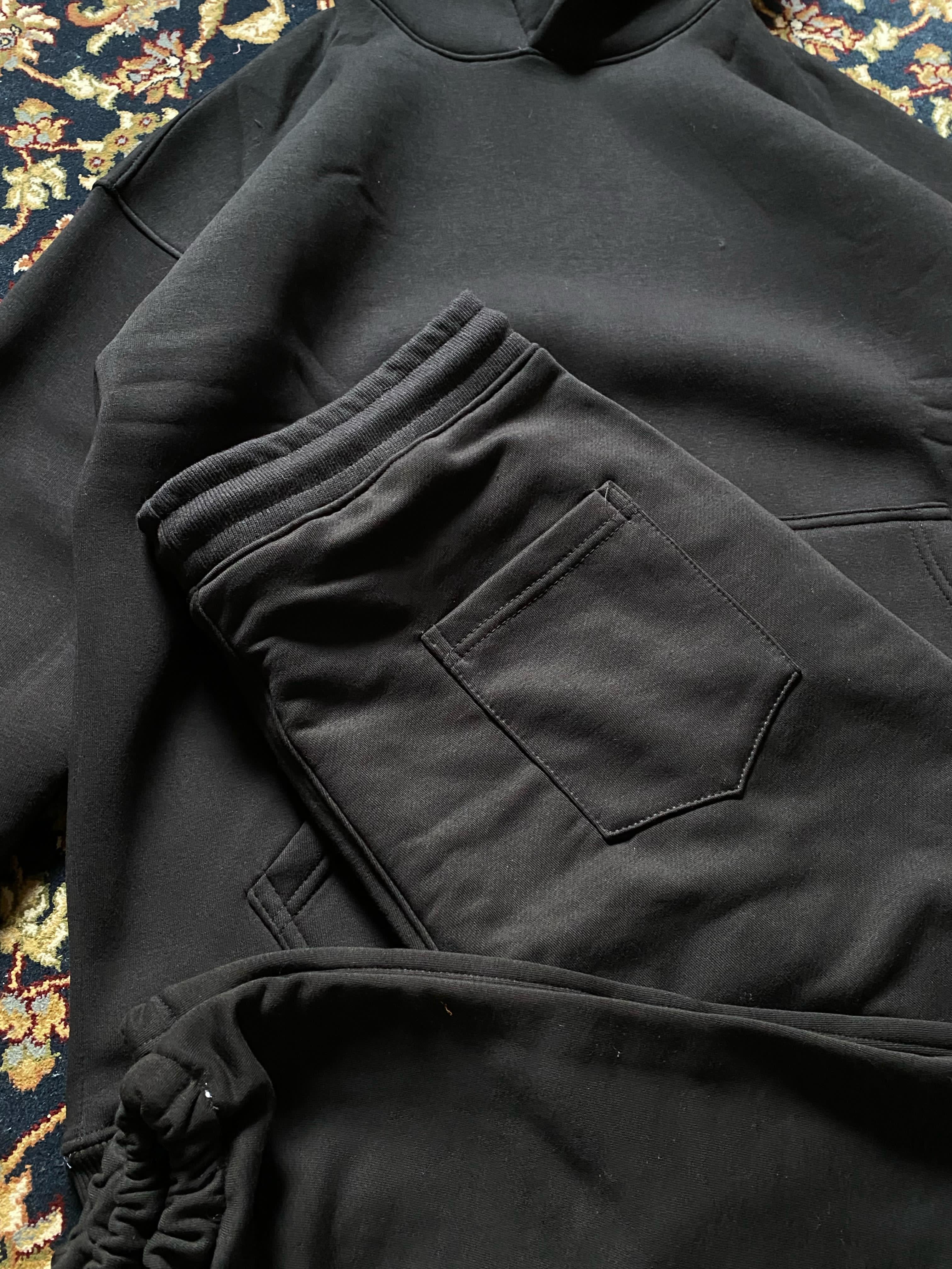 Black Set