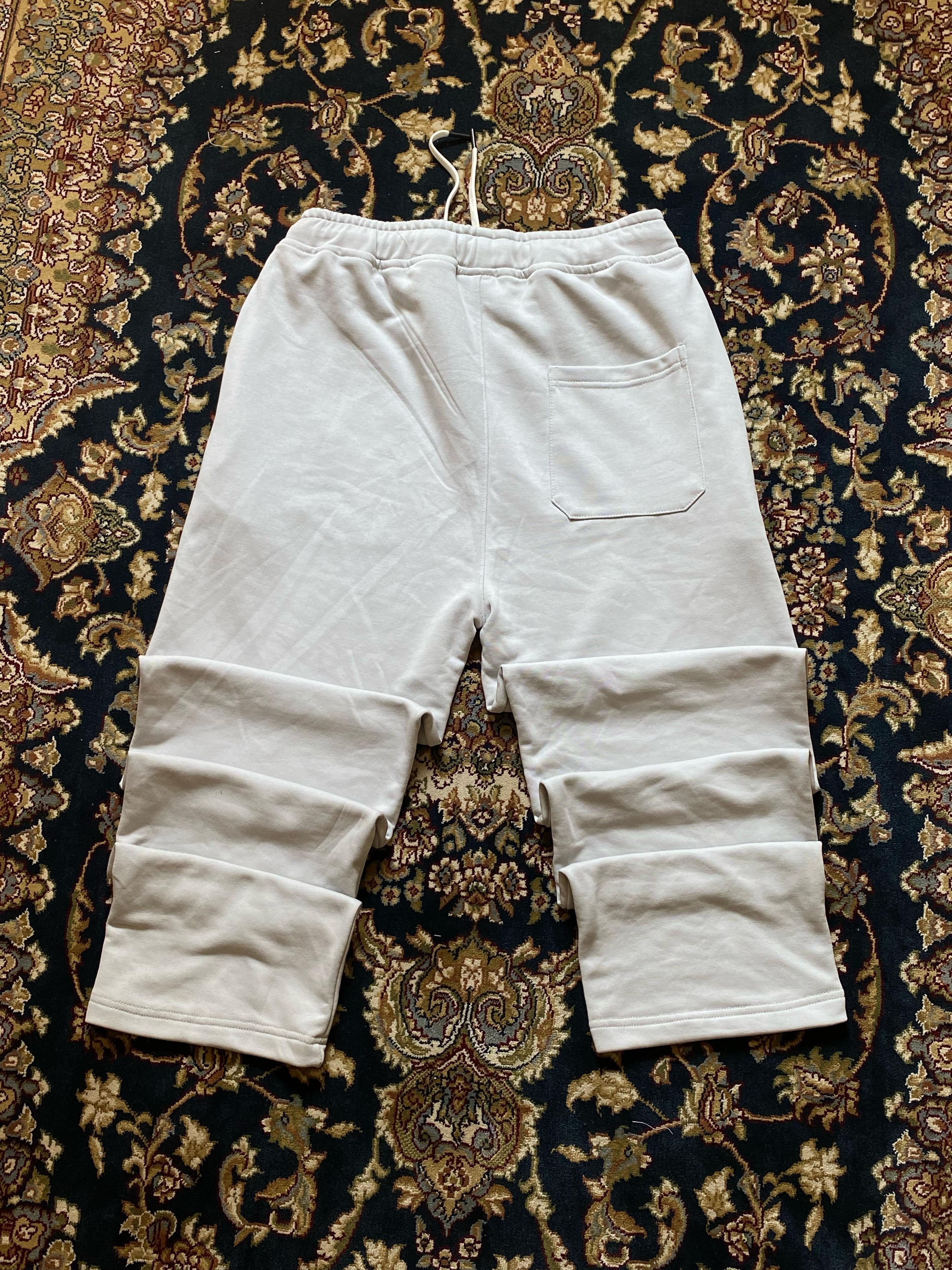 Light Straight Pants - Gray