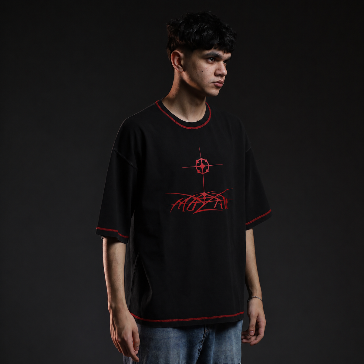 Muzan Oversized T-shirt