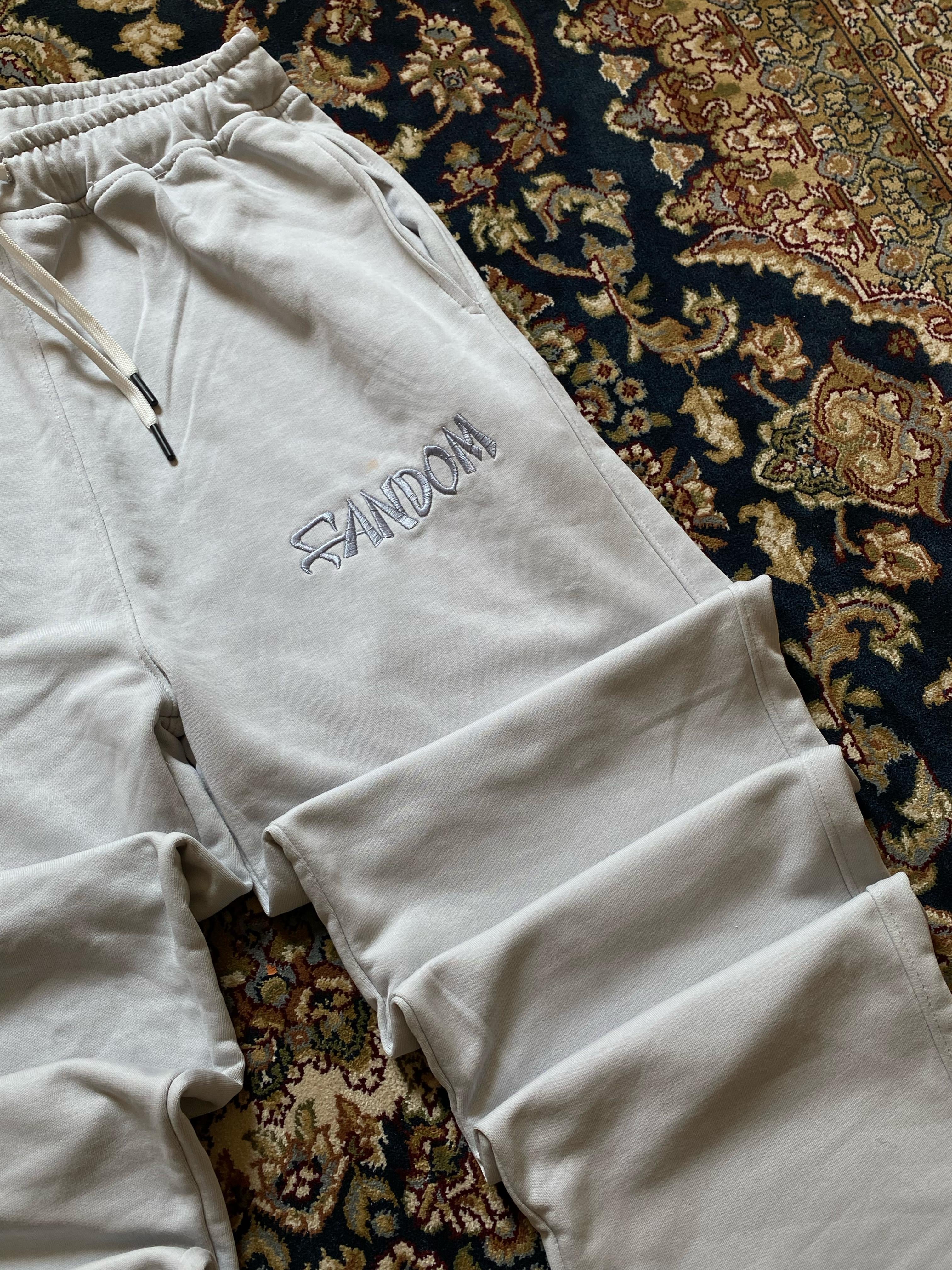 Light Straight Pants - Gray