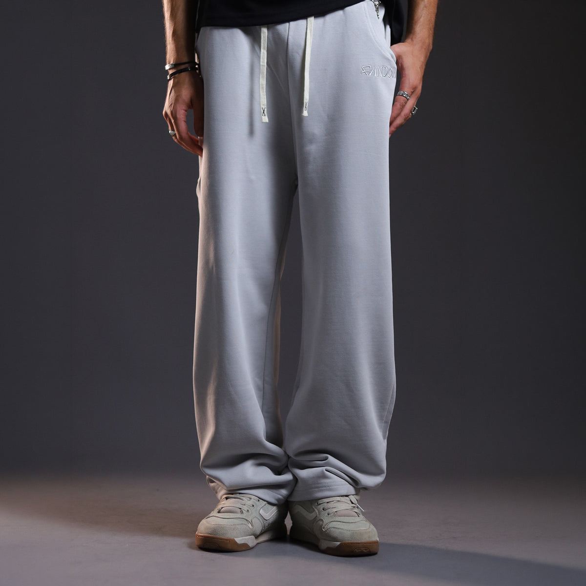 The Utility Jogger Silver